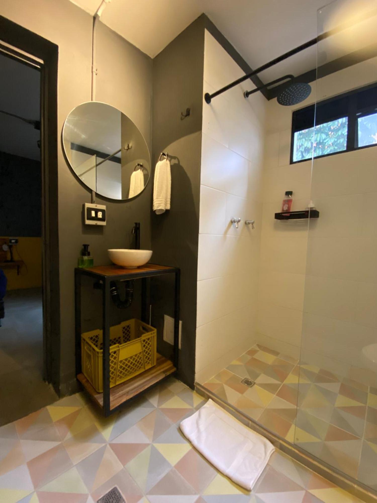 Casa Mosaiko Primer Parque Laureles Medellín Kültér fotó