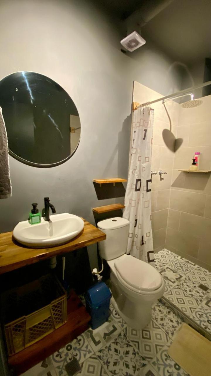 Casa Mosaiko Primer Parque Laureles Medellín Kültér fotó